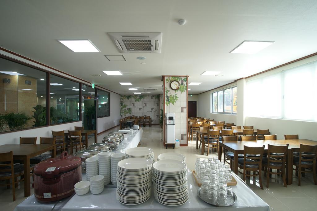 Seongsan Aqua Beach Hotel Seogwipo Extérieur photo