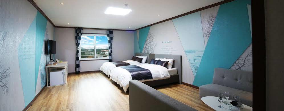 Seongsan Aqua Beach Hotel Seogwipo Extérieur photo